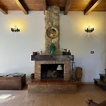 Sicilian, Taormina Villa *