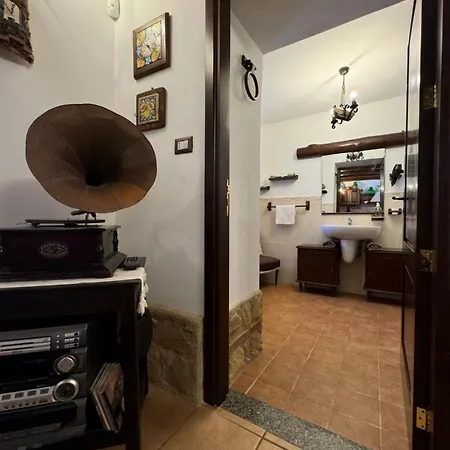 Siciliana Taormina Oasi Di Relax * Savoca