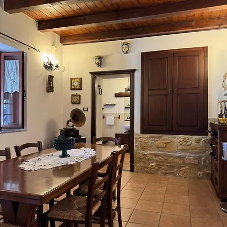 Willa Sicilian, Taormina