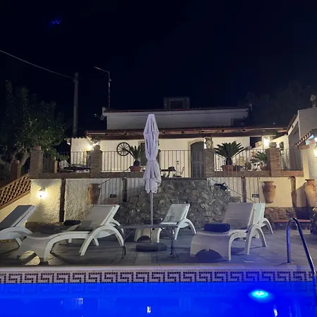 Siciliana Taormina Oasi Di Relax Villa